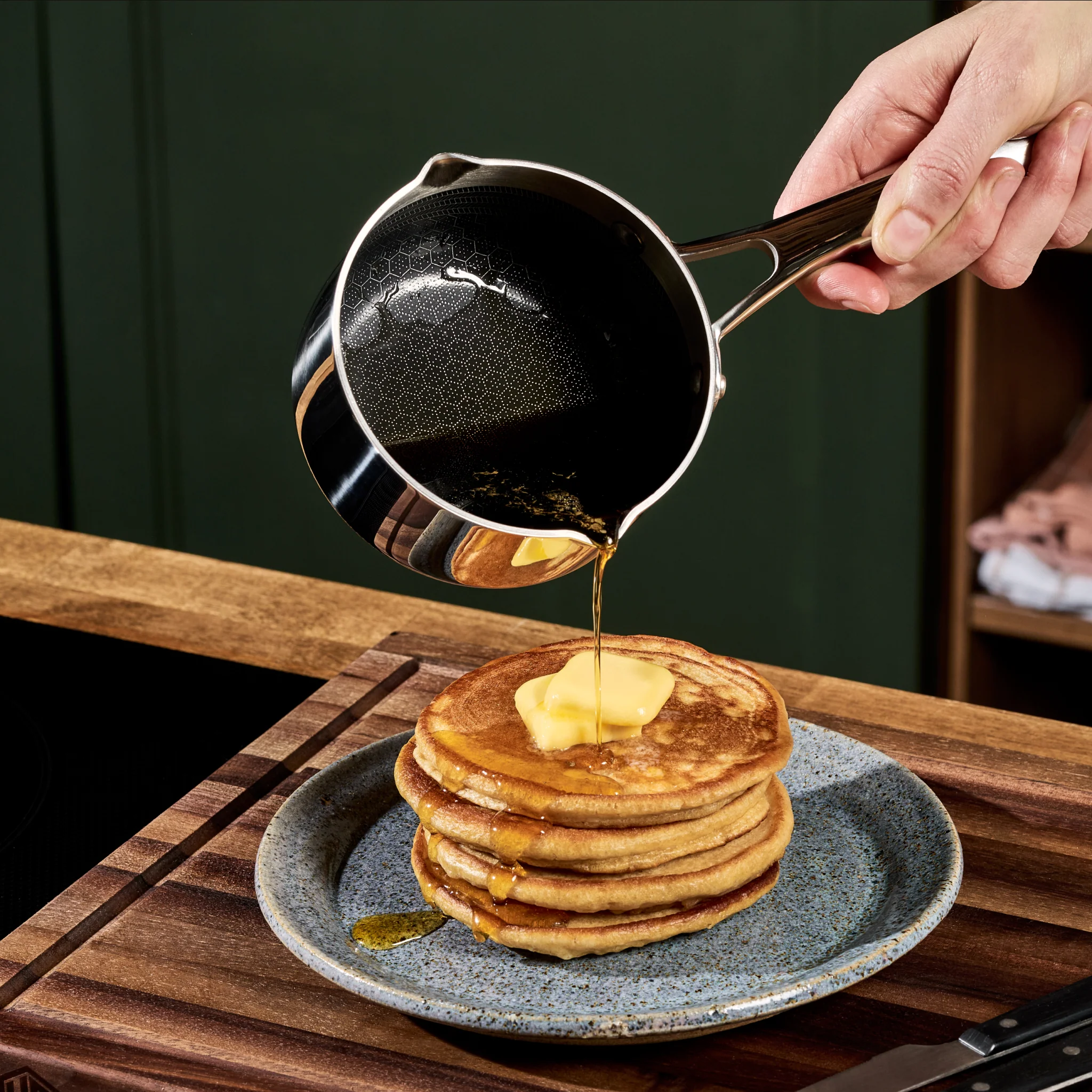 0.5 Litre Hybrid Milk Pan - Image 4